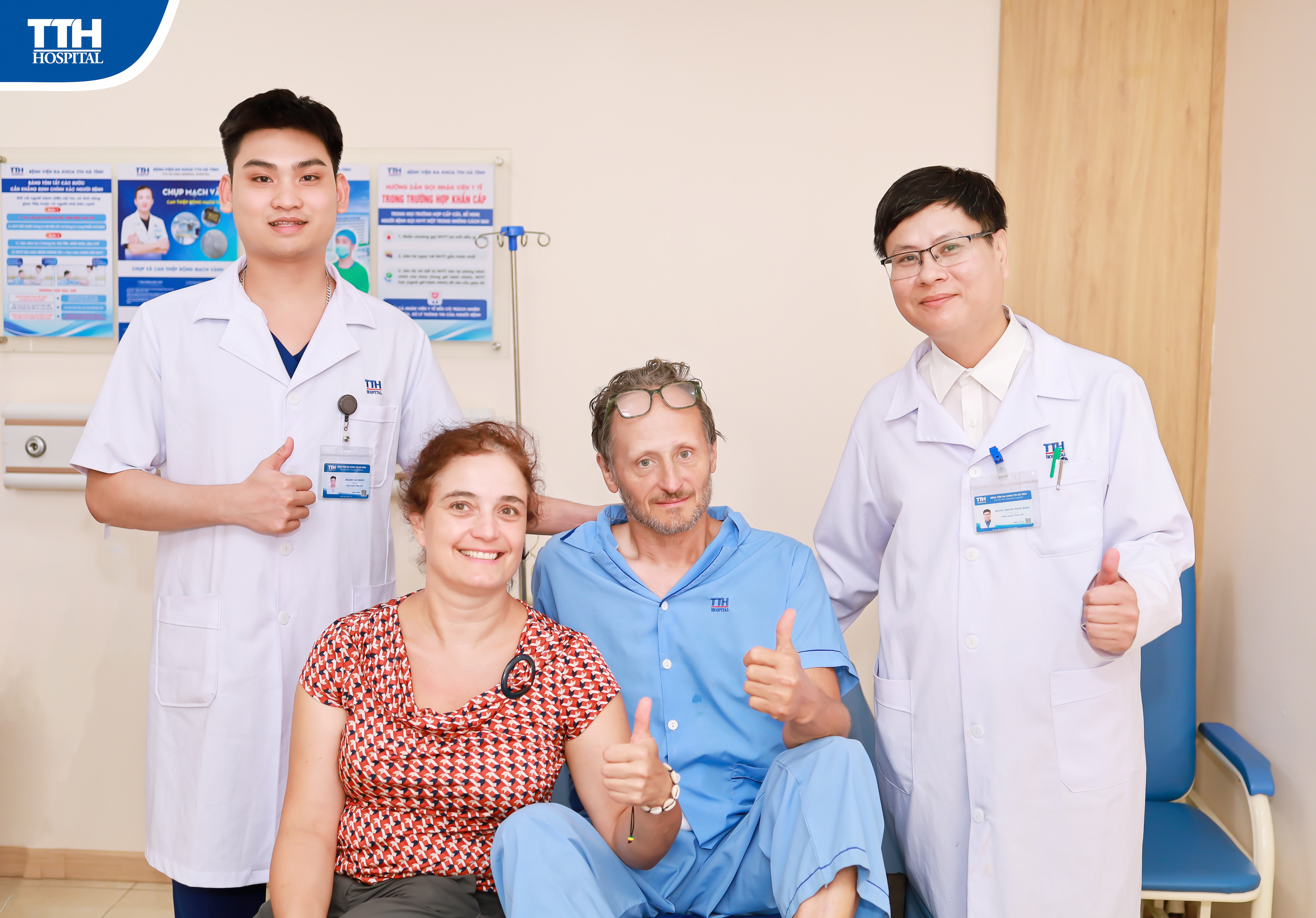 CẤP CỨU THÀNH CÔNG DU KHÁCH NGƯỜI BỈ BỊ ĐỨT ĐỘNG MẠCH MẠC TREO SAU TAI NẠN GIAO THÔNG